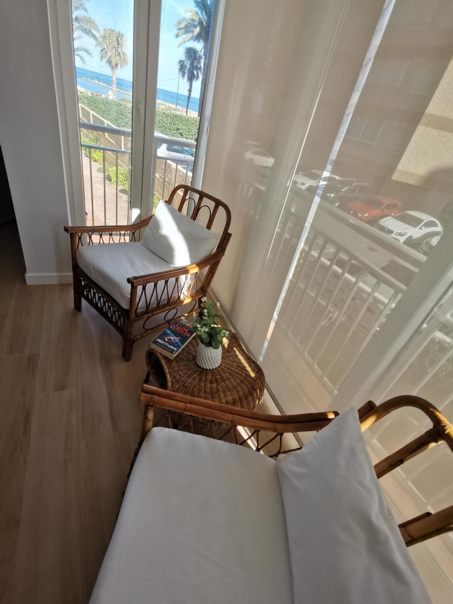 Adelmar Apartment เอลกัมเปโญ ภายนอก รูปภาพ